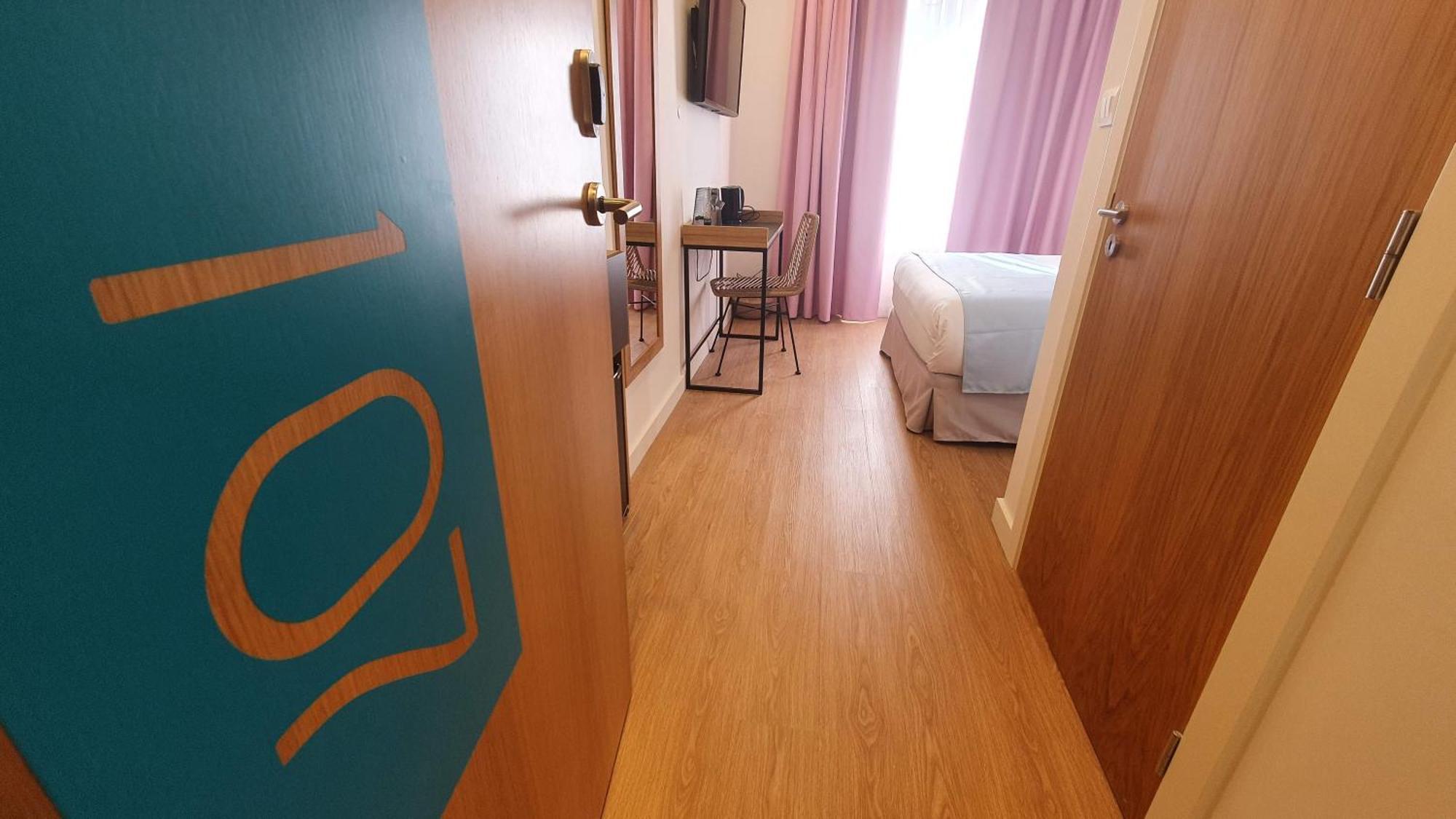 Casual Raizes Porto Hotel Phòng bức ảnh